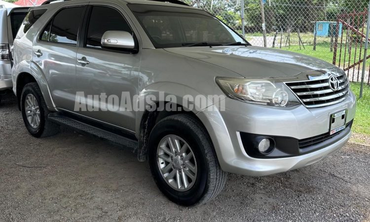 2014 Toyota Fortuner - Buy cars for sale in St. Elizabeth