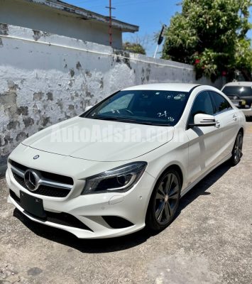 2015 Mercedes-Benz Benz - Buy cars for sale in Kingston/St. Andrew