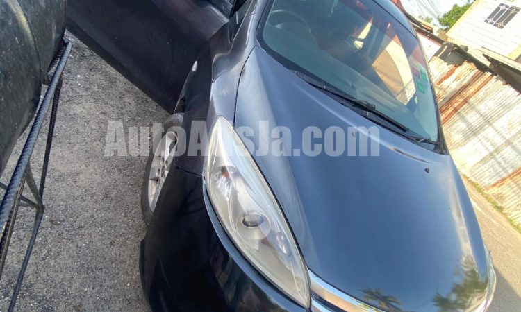 2014 Nissan Lafesta - Buy cars for sale in St. Catherine