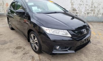 2015 Honda Grace EX - Buy cars for sale in Kingston/St. Andrew