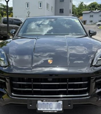 2024 Porsche Cayenne E-Hybrid Coupe (KM0213918) - Buy cars for sale in Kingston/St. Andrew