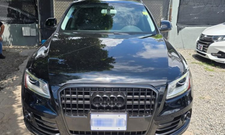 2013 Audi Q5 2.0 T(KM0213931) - Buy cars for sale in Kingston/St. Andrew