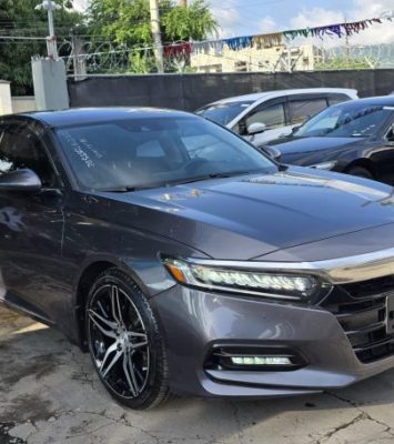 2018 Honda Accord Touring (KM0213963) - Buy cars for sale in Kingston/St. Andrew