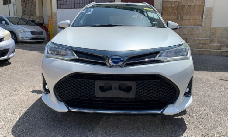 2018 Toyota Corolla Fielder Hybrid G WxB (KM0213965) - Buy cars for sale in Kingston/St. Andrew