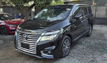 2019 Nissan Elgrand (KM0213994) - Buy cars for sale in Kingston/St. Andrew