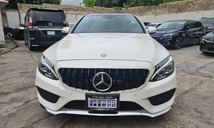 2015 Mercedes-Benz C250 (KM0214043) - Buy cars for sale in Kingston/St. Andrew