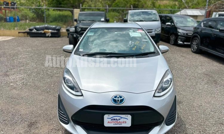 2019 Toyota Aqua - Buy cars for sale in Kingston/St. Andrew