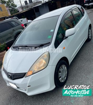 2013 Honda Fit - Buy cars for sale in Kingston/St. Andrew