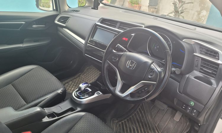 2017 Honda Fit - Buy cars for sale in Kingston / St. Andrew