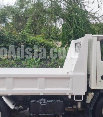 2006 Isuzu E - Buy cars for sale in Kingston/St. Andrew