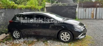 2015 Toyota Auris - Buy cars for sale in Kingston/St. Andrew