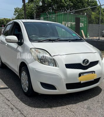 2009 Toyota Vitz - Buy cars for sale in Kingston/St. Andrew