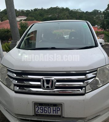 2014 Honda Stepwagon - Buy cars for sale in Manchester