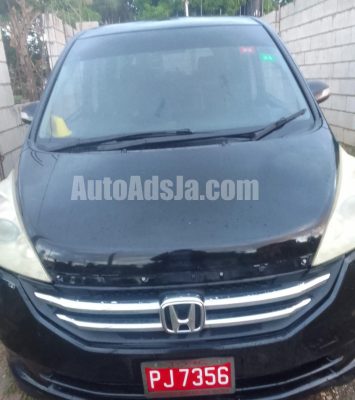 2009 Honda Stepwagon - Buy cars for sale in St. Catherine