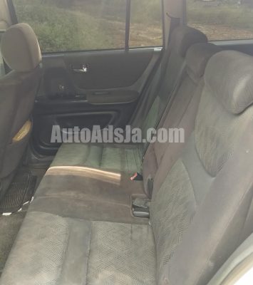 2000 Toyota Kluger - Buy cars for sale in Manchester