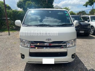 2015 Toyota HIACE - Buy cars for sale in Kingston/St. Andrew