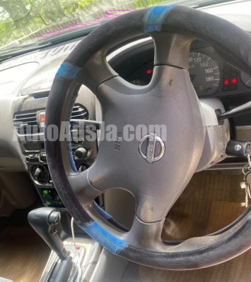 2002 Nissan Sunny - Buy cars for sale in St. Ann