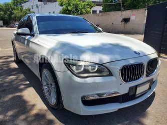 2013 BMW 740I - Buy cars for sale in Kingston/St. Andrew
