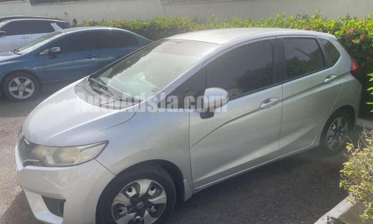 2014 Honda Fit - Buy cars for sale in Kingston/St. Andrew