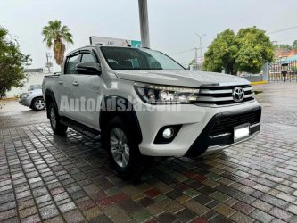 2016 Toyota Hilux - Buy cars for sale in Kingston/St. Andrew