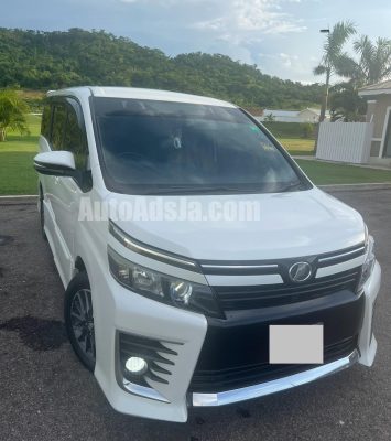 2014 Toyota Voxy - Buy cars for sale in Hanover