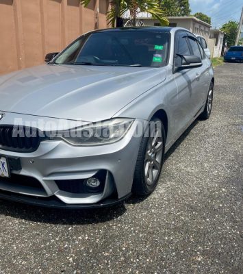 2014 BMW 320i - Buy cars for sale in St. Catherine