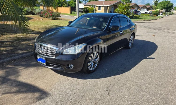 2014 Nissan FUGA - Buy cars for sale in St. Catherine