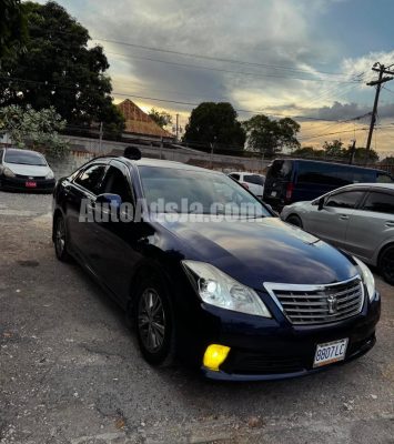 2012 Toyota Crown - Buy cars for sale in Kingston/St. Andrew