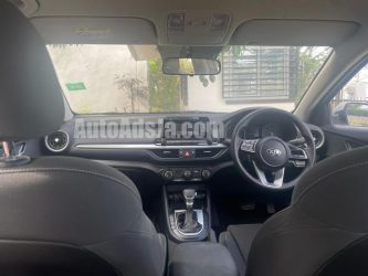 2019 Kia Cerato - Buy cars for sale in Kingston/St. Andrew