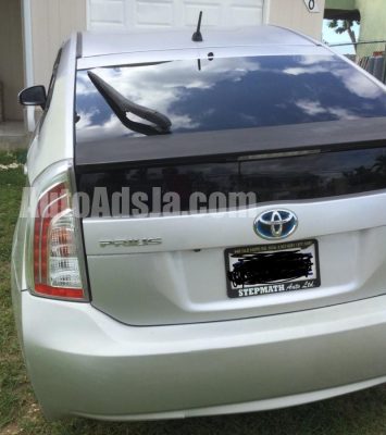 2013 Toyota Prius - Buy cars for sale in St. James