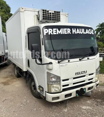 2009 Isuzu elf - Buy cars for sale in St. Catherine