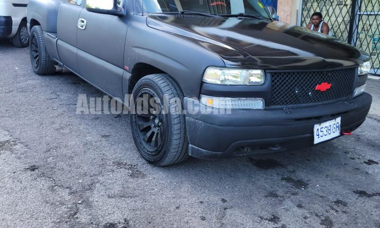 2001 Chevrolet Silverado - Buy cars for sale in Manchester