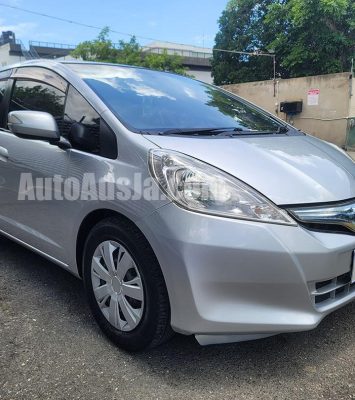 2012 Honda Fit - Buy cars for sale in Kingston/St. Andrew