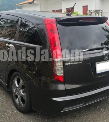 2006 Honda Stream - Buy cars for sale in Kingston/St. Andrew