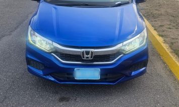 2018 Honda Grace (Non-Hybrid) (KM0213899) - Buy cars for sale in Kingston/St. Andrew