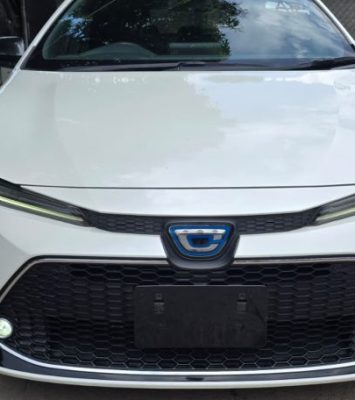 2019 Toyota Corolla Touring (KM0213930) - Buy cars for sale in Kingston/St. Andrew