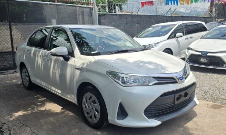 2019 Toyota Axio (KM0213939) - Buy cars for sale in Kingston/St. Andrew