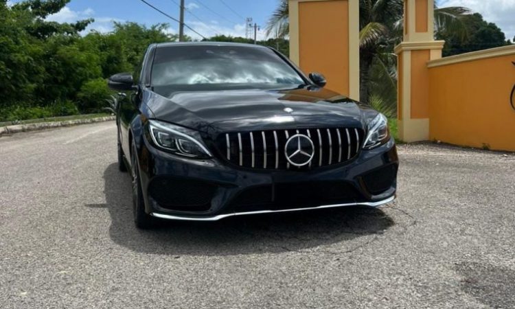 2016 Mercedes-Benz C250 (KM0214038) - Buy cars for sale in Kingston/St. Andrew
