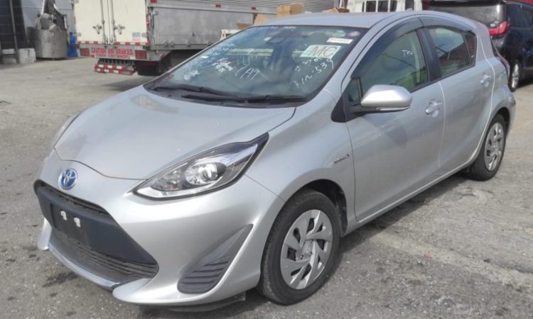 2019 Toyota Aqua (KM0214050) - Buy cars for sale in Kingston/St. Andrew
