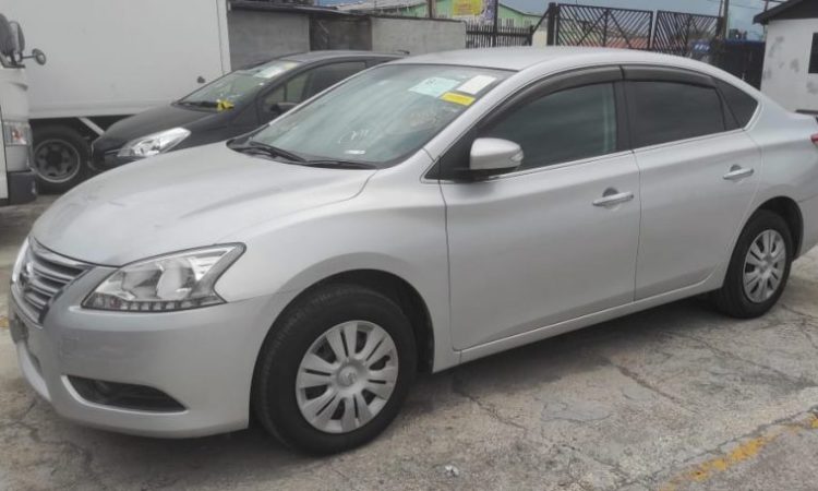 2019 Nissan Sylphy (KM0214054) - Buy cars for sale in Kingston/St. Andrew