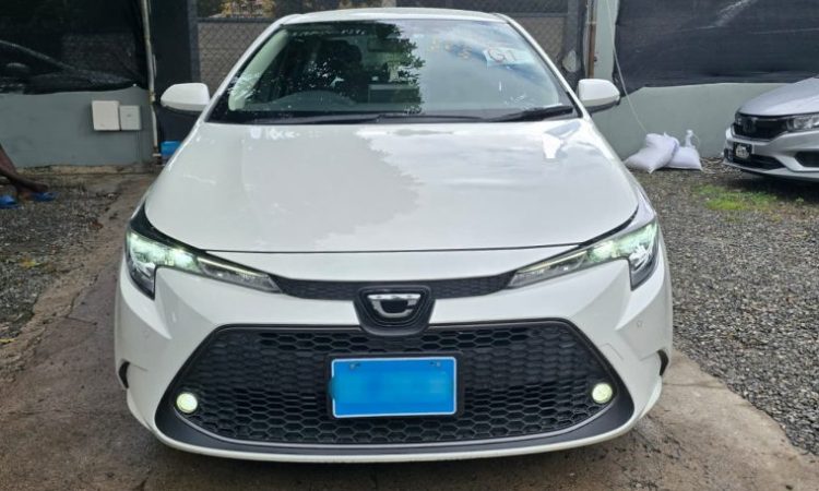 2020 Toyota Corolla (Non-Hybrid) (KM0214072) - Buy cars for sale in Kingston/St. Andrew
