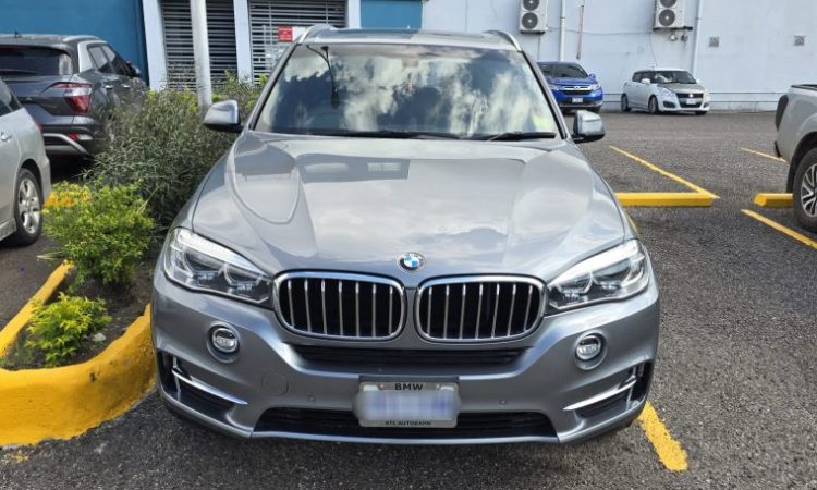 2017 BMW X5 X-Drive 30D (KM0215015) - Buy cars for sale in Kingston/St. Andrew
