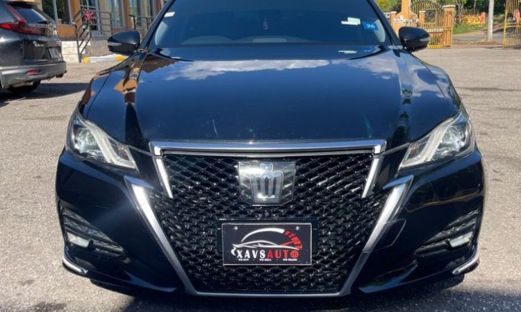 2017 Toyota Crown Athlete S (KM0215025) - Buy cars for sale in Kingston/St. Andrew