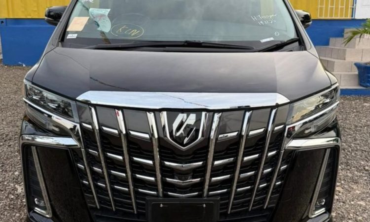 2020 Toyota Alphard (KM0215036) - Buy cars for sale in Kingston/St. Andrew