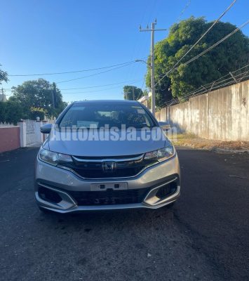 2018 Honda Fit - Buy cars for sale in Kingston/St. Andrew