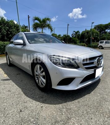 2019 Mercedes-Benz Benz - Buy cars for sale in Kingston/St. Andrew