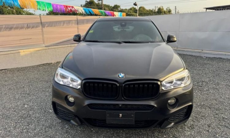 2017 BMW X6 (KM0213887) - Buy cars for sale in Kingston/St. Andrew