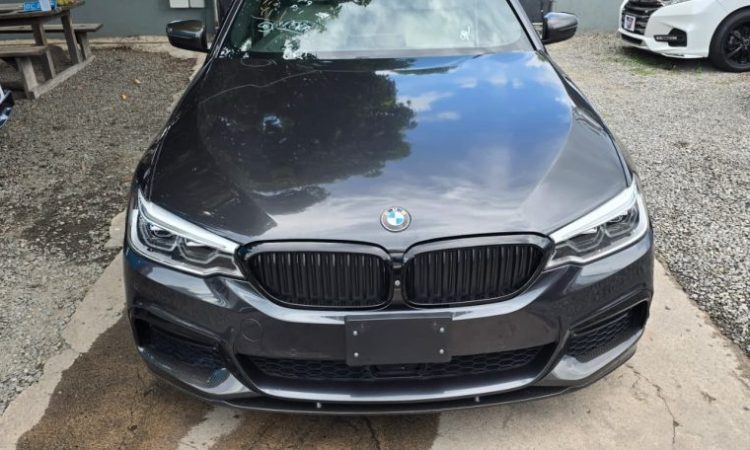 2017 BMW 540i X-Drive M-Sport (KM0213900) - Buy cars for sale in Kingston/St. Andrew