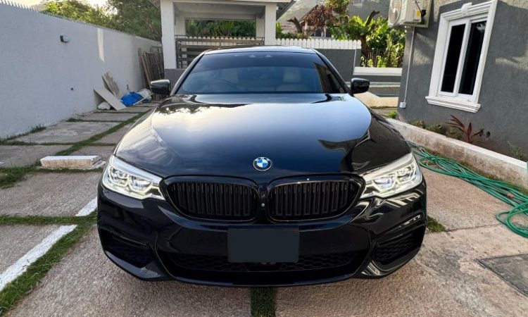 2017 BMW 530i (KM0213925) - Buy cars for sale in Kingston/St. Andrew