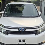 2016 Toyota Voxy (KM0213996) - Buy cars for sale in Kingston/St. Andrew